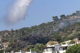 Güllük'te Makilik Alanda Çıkan Yangın Kısa Sürede Söndürüldü