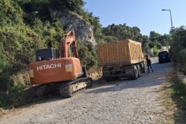 Tarihi Beçin Kalesi Yolu Yenilendi