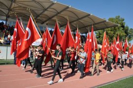 “Doya doya yaşayın bu gururu bugün”