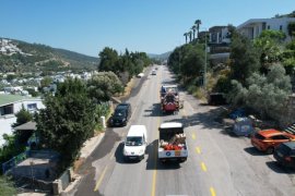 Büyükşehir Ekipleri Bodrum Yolları’nın Çizgilerini Çekiyor..