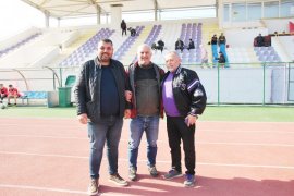 Dostlar Play-Off maçında bir araya geldiler