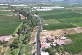 Ahmet Aras: “Tüm ilçelerimizde yol yatırımlarımız aynı titizlikle devam edecek”