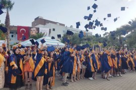 Milas MYO’da mezuniyet sevinci