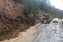 Büyükşehir Ekipleri Olumsuz Hava Koşulları İçin 39 Noktada Hazır