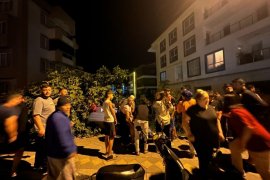 Kazadan Sağ Kurtuldular Ama Şoku Atlatamadılar… Gözyaşlarına Boğuldular
