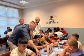 Gençler ve Vatandaşlar Halk Sağlığı Haftasında Bir Araya Geldi