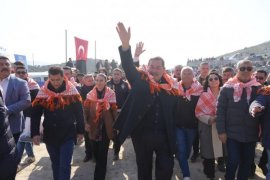 Pehlivan Develer Arenada Kozlarını Paylaştı