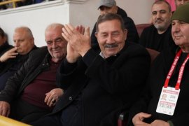 İlk Yarıda Şov, İkinci Yarıda Rekor