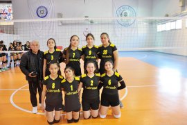 Voleybolda Yıldızlar maçları başladı