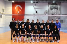 ALT YAPI VOLEYBOL TAKIMLARIMIZIN HEDEFİ ŞAMPİYONLUK