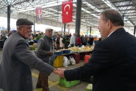 Başkan Topuz Bugünkü Mesaisine Salı Pazarını Ziyaret Ederek Başladı