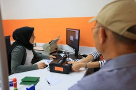 MİLAS’TA 3 BİN 429 KİŞİ ESKİ SÜRÜCÜ BELGESİNİ DEĞİŞTİRMEDİ  