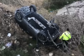 Milas Ofis Kavşağı’nda Yine Kaza: Araçlar Savruldu, Biri Kanala Uçtu