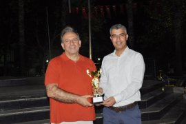 15 Temmuz Şehitleri Futbol Turnuvası'nın şampiyonu Milli Eğitim