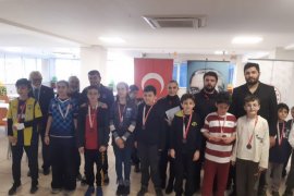 18 Mart Çanakkale Şehitlerini Anma Satranç Turnuvası Tamamlandı