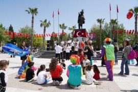 Atapark Meydanı çocuk parkına dönüştü