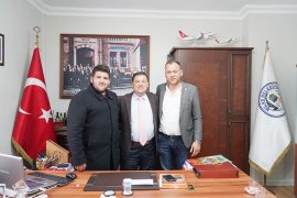 Marmaris CHP İlçe Örgütü’nden Başkan Tokat’a ziyaret