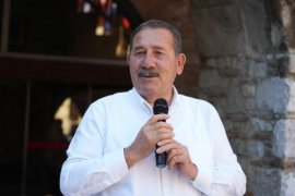 Başkan Topuz, Zabıta Ekibiyle Kahvaltıda Buluşarak Haftalarını Kutladı