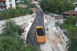 Büyükşehir’den Yollara 998 Milyonluk Yatırım