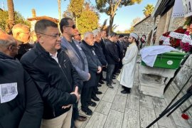 Enver Tuna Vefat Etti