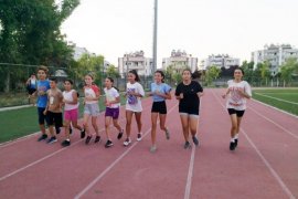 Milas İlçe Spor Müdürlüğü atletizm takımı çalışmaları devam ediyor