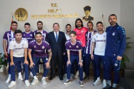 Play-Off Öncesi Kadroyu Güçlendirdi, Hedef BAL!