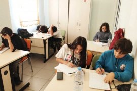Milas Belediyesi’nin kurslarına öğrenciler yoğun ilgi gösteriyor