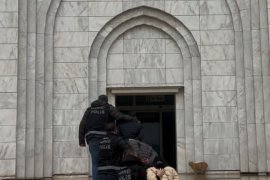 Milas’ta Uyuşturucu Operasyonu… Devlet Kurumunda Görev Yapan 2 Kişi …