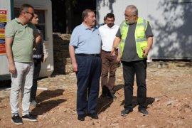 Başkan Topuz, Gümüşkesen Mezar Anıtı’ndaki Çalışmaları İnceledi