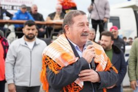 Deve Güreşi Tutkunları Güllük’te Buluştu