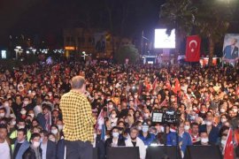 29 Ekim, fener alayı ve konserlerle taçlandı..