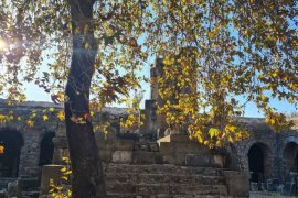 Agora, Tiyatro ve Antik Liman Yeniden Keşfedildi