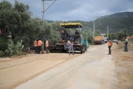 Büyükşehir Milas Menteş Yolunu Yeniliyor