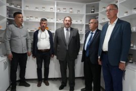 BAŞKAN TOPUZ’DAN YEREL TOHUM MERKEZİ’NDE İNCELEME