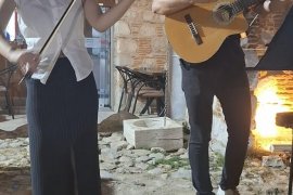 Eğitim-İş Milas Temsilciliği Kültür/Sanat Buluşması Çöllüoğlu Hanı'nda Yapıldı