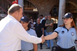 Başkan Topuz, Zabıta Ekibiyle Kahvaltıda Buluşarak Haftalarını Kutladı