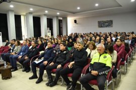 Milas Halk Eğitim Merkezinde Farkındalık Eğitimleri Düzenlendi