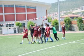 Turnuva üçüncüsü Milas Anadolu Lisesi