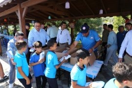 Milas Boğaziçi’nde 160 Bin Yavru Balık Denizle Buluştu