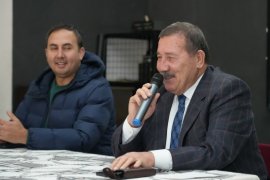 Başkan Topuz Mesleki Deneyimlerini Öğrencilerle Paylaştı