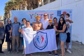 Milaslı Otizmli Gençlerden Kuşadası Açık Su Yüzme Yarışında Büyük Başarı