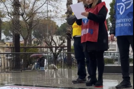 Yağmura Rağmen Kararlılık: Kamu Emekçilerinden 11,54’lük Zamma Protesto