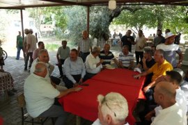 Milas Belediyesi Mahallelerimizi Çok Amaçlı Sosyal Alanlarla Donatıyor… Derince Mahallesi’nde Temel Atıldı
