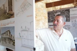 BAŞKAN TOPUZ ÖĞRENCİLERİN PROJELERİNİ İNCELEYEREK BİLGİLER ALDI