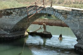 Tarihi balık çiftliği şimdilerde koyun ağılı oldu  