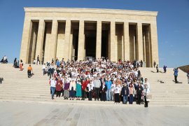 Muğlalı Kadınlar Atatürk’ün Huzurunda