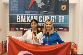 Büyükşehir Sporcusu’ndan Balkan Taekwondo Cup’ta Bronz Madalya