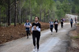 156 Kros Sporcusunun Katıldığı Yarışmada İki Sporcumuz Dereceyle Döndü