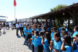 Milas Boğaziçi’nde 160 Bin Yavru Balık Denizle Buluştu