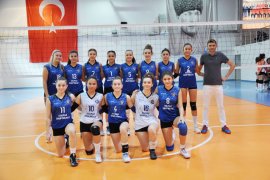 Milas Akademi Bayan Yıldız  Kız Voleybol Takımı, İhtisasspor Yıldız Kız Voleybol Takımı’nı 3-1 yendi